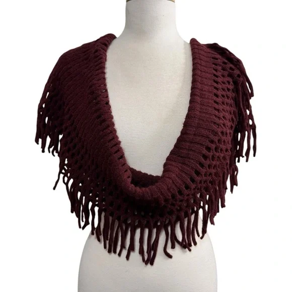 Teal Knitted Fringe Shawl - Picture 6 of 10